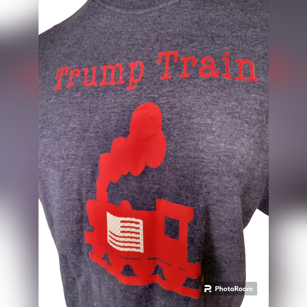 Trump Train Team Tee Seller's M.S.S on the sleeve sz medium